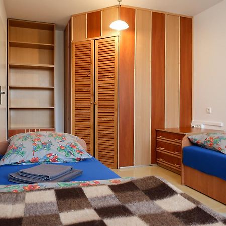 Dom Studencki Raj Hostel Wroclaw Exterior photo