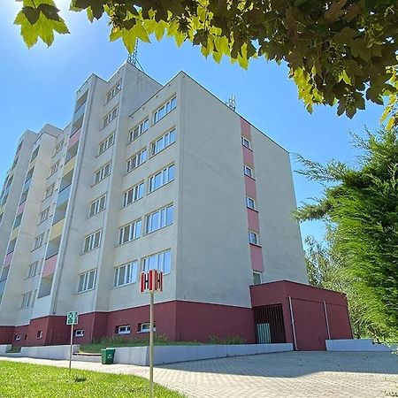 Dom Studencki Raj Hostel Wroclaw Exterior photo